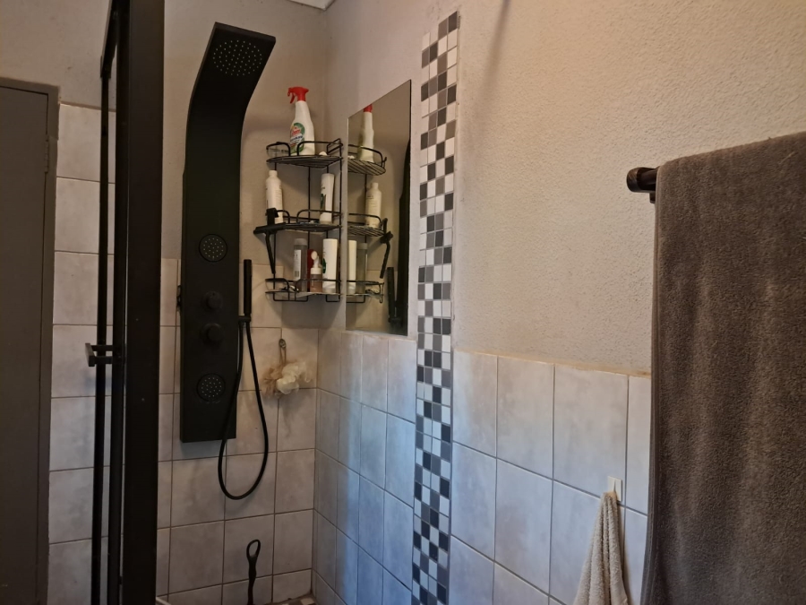 3 Bedroom Property for Sale in Bodorp North West